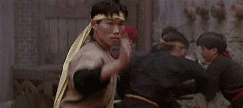 big trouble in little china gif|25 endless looping gifs from the best film ever, Big Trouble In。